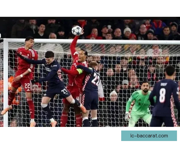 加克波拉起撞倒科尔克茨引争议 利物浦球员赛后握手释然展现体育精神